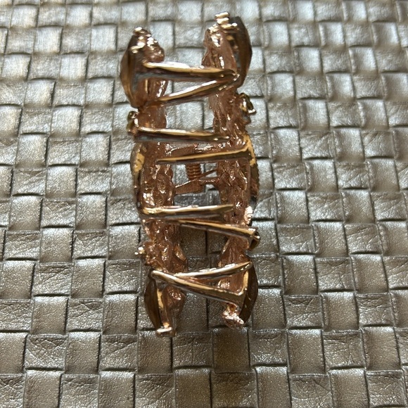 2 Bling metal hair clips​ - Picture 5 of 5